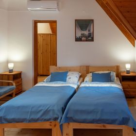 Ház az Élő Vízhez Ifjúsági Üdülő Tivadar