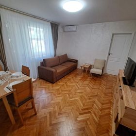 Apartament Charming 2-Bedroom Flat Near Center Sibiu