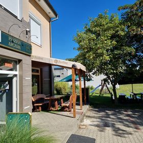 PENZION ARCADIA NOVÉ ZÁMKY