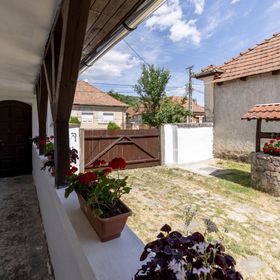 Kisház Vendégház Szomolya