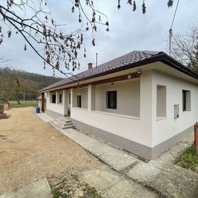 Csenkő Vendégház Zsujta