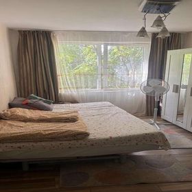 Studio fain București