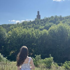 Söréttorony - A jakuzzis erdei szállás Kölesd