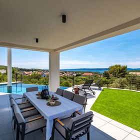 Luxury Villa 45°Punat