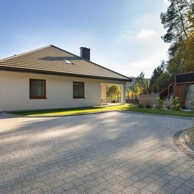 Dom całoroczny z jacuzzi Skarbka House Bałtów