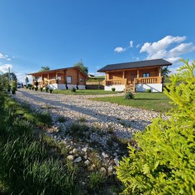 Sub Stele Chalets Holbav