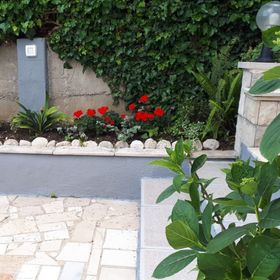 Apartment Apartment Yellow Baska Voda