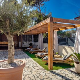 Apartments Quercus Vir