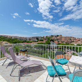 Apartment Near city center Hvar