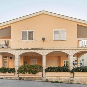 Apartment Apartman Toni Podaca