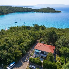 Apartments Inka Njivice II