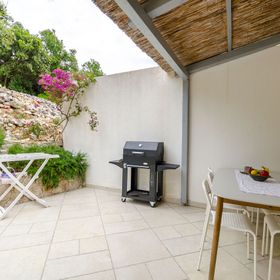 Apartments Matea Milna