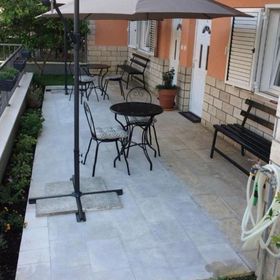 Apartments Cezar Stobrec