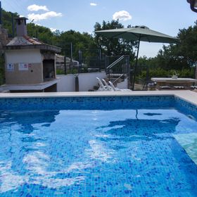 Apartments Sanja Karlobag