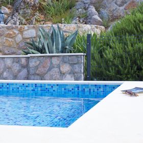 Apartments Sanja Karlobag