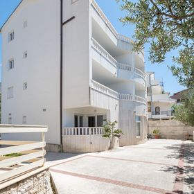 Apartments More Duce