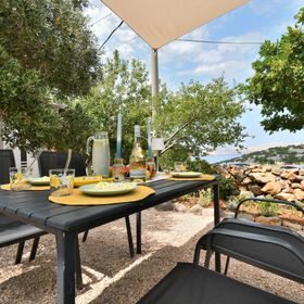 House Velebit by the sea Stinica