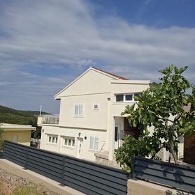 Apartments Neda Bilice