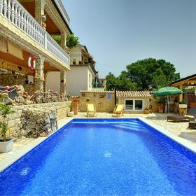 Apartment Villa Šandor Liznjan