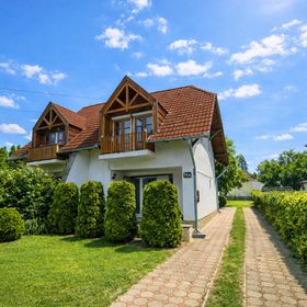 Strandközeli Nyaralóház Balatonboglár