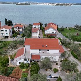 Apartment Spirit of the Sea Pasman