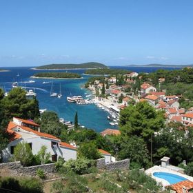 Apartments Vesna Maslinica