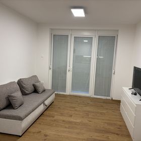 AA Apartman - Balatonboglár