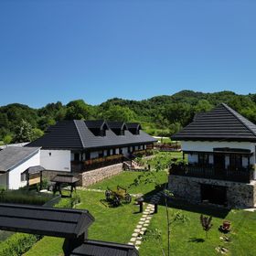 Curtea Țărănească Măldărești