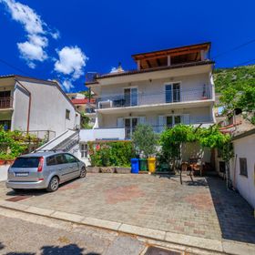 Apartment Dijana Senj