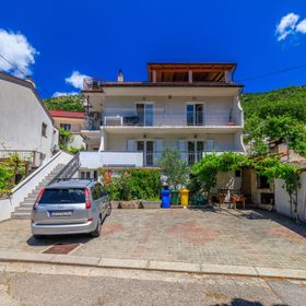 Apartment Dijana Senj