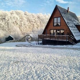 Twin Cabins Vârfu Dealului