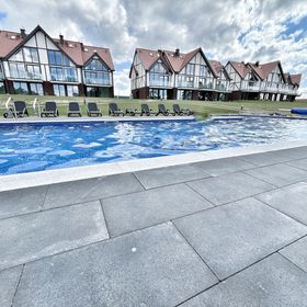 Orli Dziób - apartament nad brzegiem z basenem i sauną Kal