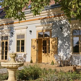 Icce Borbirtok Monoszló