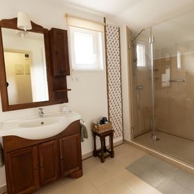 Csiszárhegyi Vadászház Karád