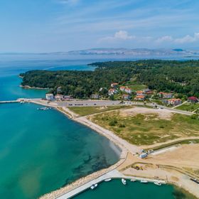 Apartment Piano Lopar