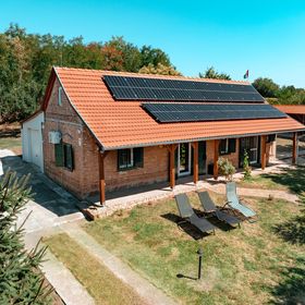 Abi-Lo Vendégház Nagypeterd