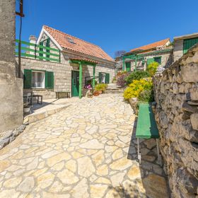 House Moj mir Primosten