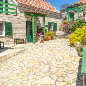 House Moj mir Primosten