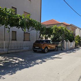 Apartmanok Parkolóhellyel Kastel Stafilic, Kastela - 20662 Kaštel Štafilić