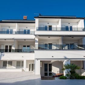 Apartmanok A Tenger Mellett Banjol, Rab - 21635 Banjol