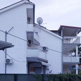 Apartmanok Parkolóhellyel Malinska, Krk - 23196 Malinska