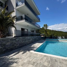 Ház Családok Részére Medencével Opátia - Opatija - 23833