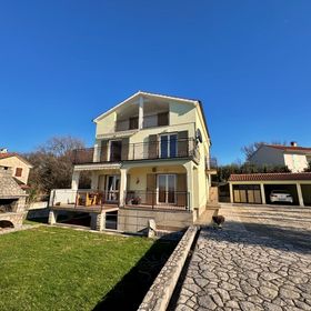 Apartmanok Parkolóhellyel Malinska, Krk - 23878 Malinska