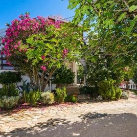 Apartmanok Parkolóhellyel Vir - 23962