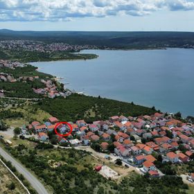 Apartmanok Parkolóhellyel Gornji Karin, Novigrad - 23985 Gornji Karin