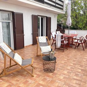 Apartmanok Parkolóhellyel Klenovica, Novi Vinodolski - 24098 Klenovica