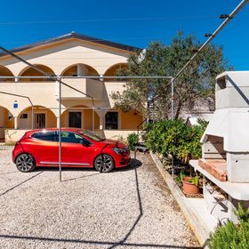 Apartmanok Parkolóhellyel Vir - 24173