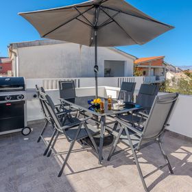 Apartmanok Parkolóhellyel Vir - 24319