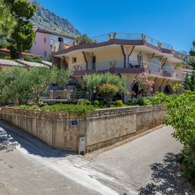 Apartmanok A Tenger Mellett Lokva Rogoznica, Omis - 24321 Lokva Rogoznica