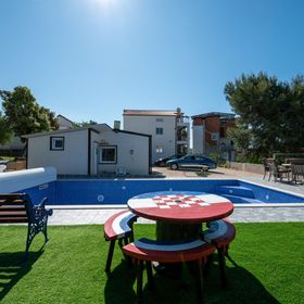 Apartmanok Családok Részére Medencével Sukosan, Zadar - 24349 Sukošan